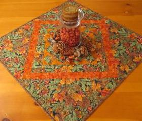 Autumn Pine Cones Table Topper