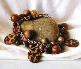 Leopard charm bracelet in Purrr-fect Leopard wood and vintage beads