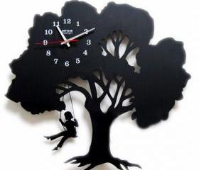 Tree Clock Where Childhood Memory Gets Inspired