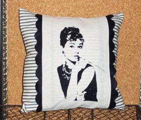 Pillow cover with Audrey Hepburn Screen Print
