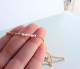 Pearl necklace, gold pearl necklace, bridal necklace, simple necklace, wedding, bridesmaid jewelry