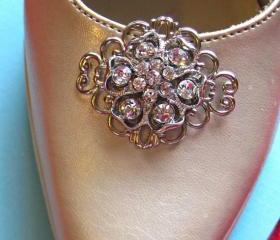 Wedding Shoe Clips, Bridal Accessories, "Blooming"Christmas Gift, Stocking Stuffer, Formal Holiday Jewelry