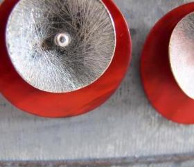Minimalist sterling silver earrings SINGLE red