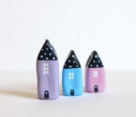Little Village with 3 Little Clay Houses