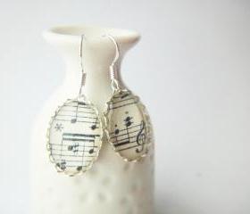 Silver Lace Oval Glass Earrings Vintage Melody Music Sheet Notes