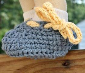 Crochet baby shoes booties - Blue yellow cotton custom