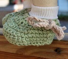 Crochet baby shoes booties - Green beige cotton custom