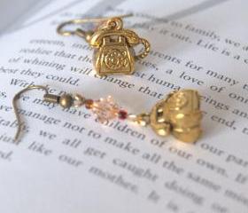 Telephone earrings