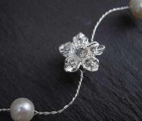 Hair Vine Diamante Flower and Pearl, Wedding. Hair Accessories