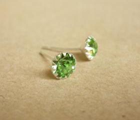 on SALE - Peridot Green Round CZ Ear Stud Earrings - 925 Sterling Silver Earrings - Gift under 10 - Peridot Green Cubic Zirconia Ear Posts