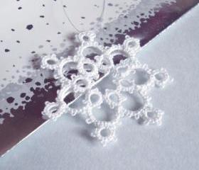 White Holiday Tree Decoration in Tatting