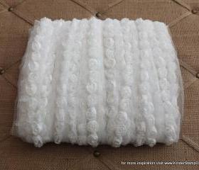 3 feet of Mini Shabby Chic Flower trim - Coconut (Cream)