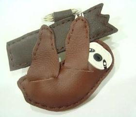 Sloth leather keychain ( Dark Brown )