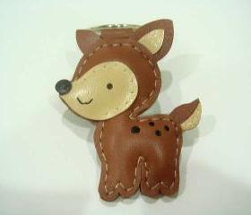 Fawn leather keychain ( Brown )
