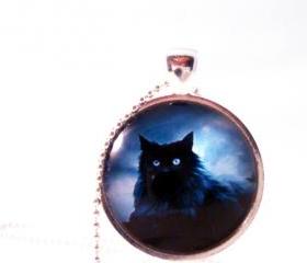 Black cat- glass pendant necklace