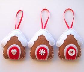 Trio of Gingerbread Houses