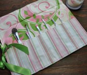 Handmade Mod Print Makeup Brush Roll, Paintbrush Roll, Makeup Brush Case, Paintbrush Case