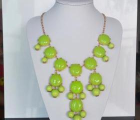 Kelly Green bubble bib Statement necklace,holiday party Necklace,bridesmaid gifts,Beaded Jewelry,wedding necklace