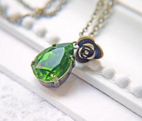 Swarovski Crystal Fern Green Teardrop Pendant Necklace. Antique Brass