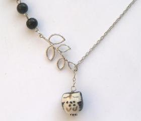 Silver Plated Brass Leaf Agate Porcelain Owl Necklace