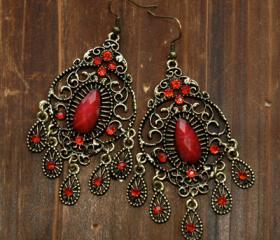 Vintage Earrings - Ruby Stones