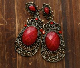 Vintage Earrings - Ruby Stones