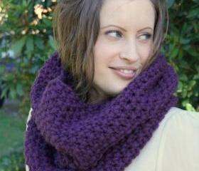 Chunky cowl snood in purple - hand knitted