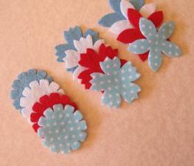Combination of 3 shapes Christmas colors