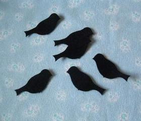 10 Felt black birds. 