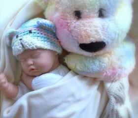 Baby Bear baby girl hat