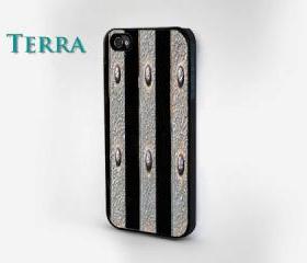 Metal on Wood Design - iphone 5 cases Cool iPhone Cases- Cool iPhone Cases