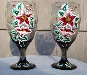 Smoke Glasses With Wine and Gold Flowers