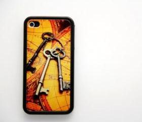 Antique keys and map iPhone 4 and iPhone 4S Case
