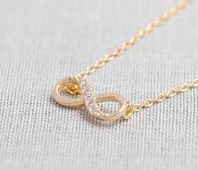 Tiny Infinity Necklace in gold