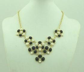 Black necklace, handmade bib Necklace/Statement Bubble Necklace,bridesmaid gifts,Beaded Jewelry