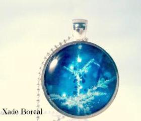 Christmas tree glass pendant necklace