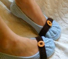 Crochet Pattern for Cute as a Button House slipper Pattern number 111