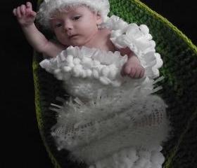Genuine ORIGINAL design Newborn to 3 months baby Caterpillar cocon and hat set WHITE photography porps