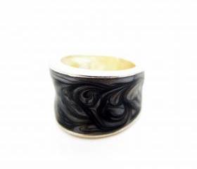 Swirl Enamel Ring
