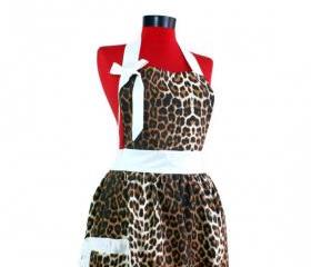 chef cap oven glove and apron great gift new leopard