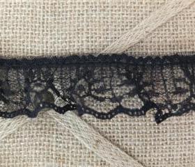 4 yards - 1 1/4 in. Ruffled Black Flower Lace trim