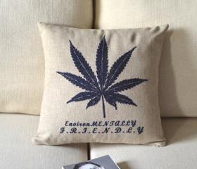 Maple Leaf Print Decorative Pillow