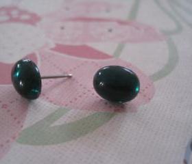Deep Green Oval Post Earrings