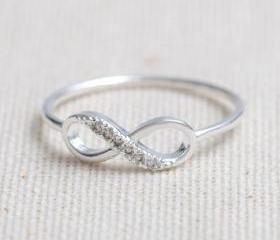US 6 Size-delicate Infinity ring in silver-Only 