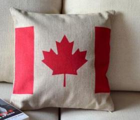 Canadian Flag Print Decorative Pillow 
