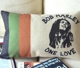 Bob Marley Print Decorative Pillow 
