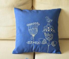 Blue Flower Print Decorative Pillow