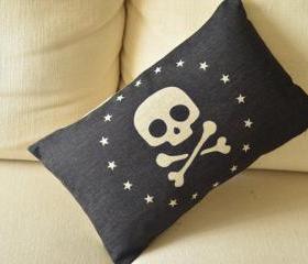 The Skull Print Decorative Pillow