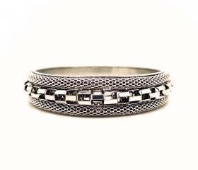 Retro Silver Checkered Bangle