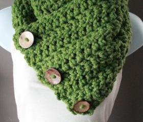 Coconut Button Crochet Cowl
